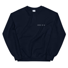 Load image into Gallery viewer, BIRDIE ON 18 sweatshirt